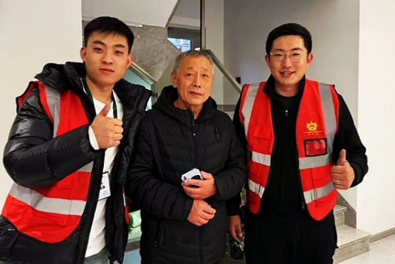 就是因為終身免費上門，我才選擇了老戰友地熱